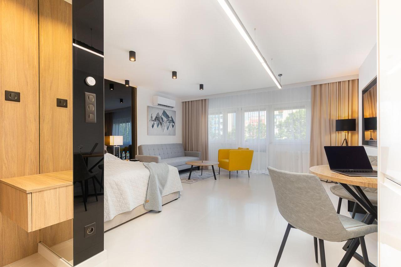 Studio Silesian Vip City Centrum Free Parking Zabrze Bagian luar foto